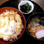 さらしな - 料理写真:かつ丼半そばセット(1,000円也) 結構ボリューミー‥