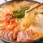 チーズタッカルビ＆サムギョプサル韓国料理やさい畑 - ブデチゲ鍋