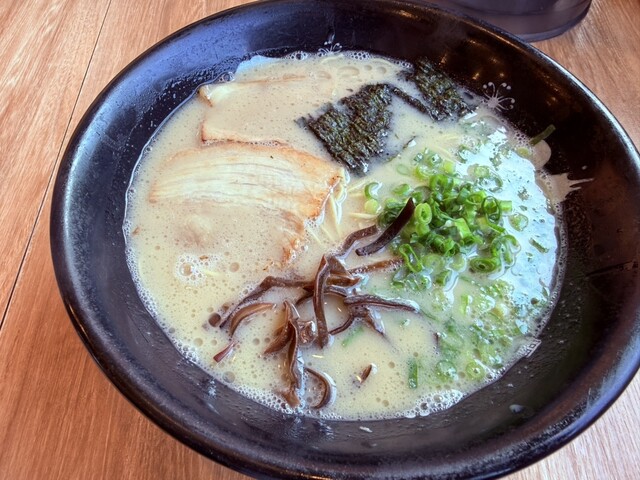 石田一龍 福岡博多店 - 竹下/ラーメン | 食べログ