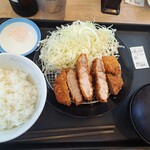 松屋 - 料理写真:大麦豚厚切りリブロースかつ定食