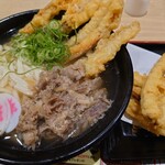 資さんうどん - 料理写真: