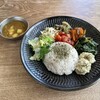 ナナイカフェ - カレー１種とおかず７種プレート（1500円）