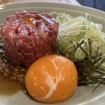 大衆ホルモン・やきにく 煙力 - 煙力和牛炙りユッケ