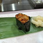 根室花まる - 生ウニ軍艦