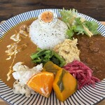 スパイスキッチン 成ス - 