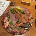 魚とワインはなたれThe Fishand Oysters - 