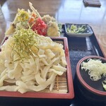 本格手打ち蕎麦・うどん 芭蕉苑 - 
