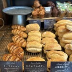 丘の上のパン屋 - 