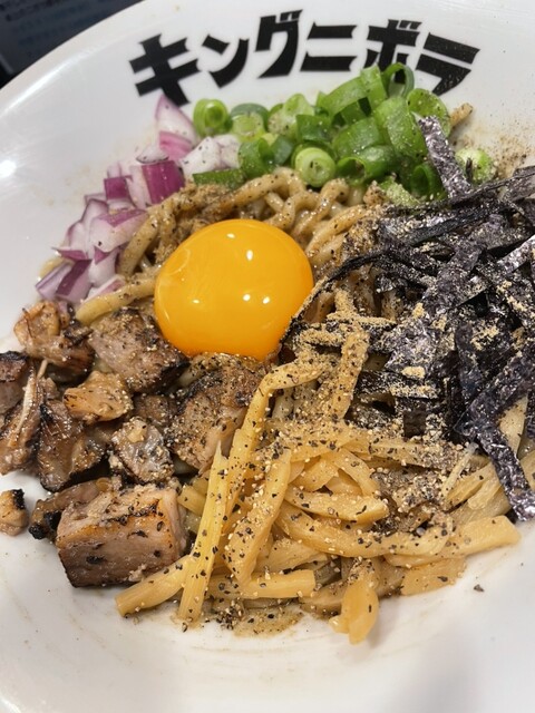 煮干しラーメン キングニボラ - 三宮（神戸新交通）/ラーメン | 食べログ