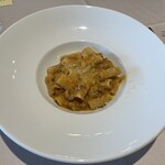 レオーネ・マルチアーノ - コースパスタ