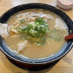 うま屋ラーメン - 料理写真: