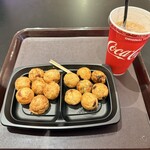 大阪玉出 会津屋 - 料理写真:ラヂオ2種盛、煌ウーロン茶