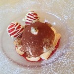 カーサ・デル・チーボ - 苺のティラミス