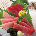 Assortment of three types of tuna