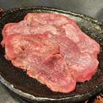 にく処 たろ - 