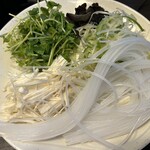  しゃぶ葉 - お野菜も大事です！！