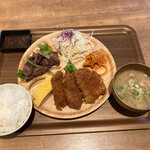 豚肉料理 ぼたん - ごはん、味噌汁を豚汁変更