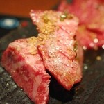 和牛焼肉KIM - トモ三角？