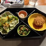 蔵のビストロ いち井 - お重に入った前菜盛合せ