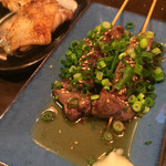 やきとり倶楽部 - ごまレバ、手羽