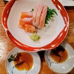 居酒屋 しんざん - 信州サーモン