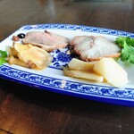 中国菜 智林 - ◇前菜4種盛り
            ①タケノコの塩レモン和え
            ②菊芋のスライス漬け
            ③鴨チャーシュー
            ④豚チャーシュー