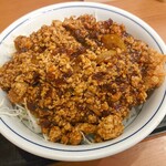 かつや - 料理写真:「肉あんかけロースカツ丼」。税込み980円。