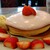 珈琲館 - 料理写真:苺のホットケーキ～まろやか苺ミルククリーム～(2枚) 1130円(通常1330円