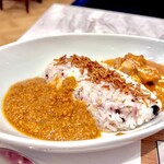 ドトールキッチン - 料理写真:2種のあいがけカレー、キーマ&バターチキン