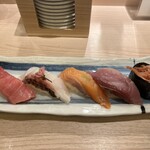 桃太郎すし - 料理写真: