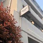 RIVERSIDE CLUB - 
