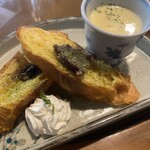 灯屋 - あんフレンチトースト