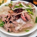 ベトナム料理 ホァングン - 牛肉のフォー