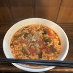 辛麺酒場 一 - 