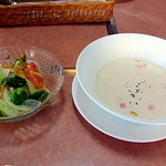 キッチン カトウ - スープとサラダ