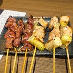 炭焼 焼き鳥 軒 - ねぎま(塩)・豚タン(塩)