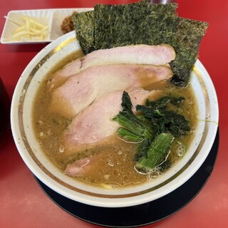 家系ラーメン 王道家直伝 との丸家 _1
