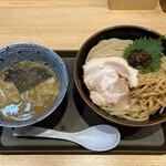 舎鈴 - 