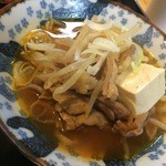 桜園 - ホルモン煮込み定食　煮込みアップ