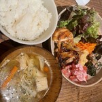 シフク食堂 - 