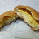 Sakurasakura - クリームメロンパン140円