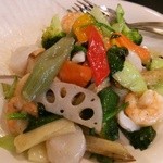 （2015/1月）「ホタテと海老とイカの季節野菜炒め」