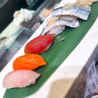 立食い寿司 根室花まる_0