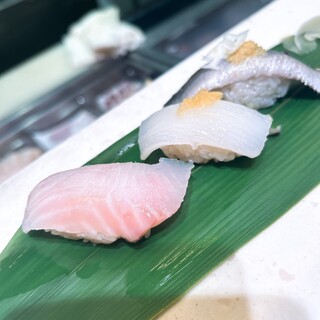 立食い寿司 根室花まる_1