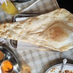 インドレストラン キングス - 料理写真:作り置きではなく、注文してから焼いて頂けます。(￣ー￣)ﾆﾔﾘ