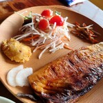 炭火焼き定食MARUTOMO - 