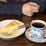 カフェ・アンセーニュ・ダングル - 