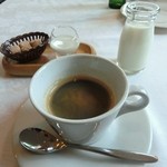 ウシマル - コーヒー、牛乳