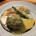 カルネジーオ ウエスト - 