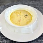 レストラン＆パティスリー 木かげ茶屋 - 本日のスープ：コーンポタージュ
